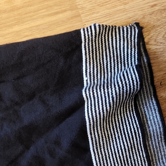NWT Calvin Klein black striped cuff/hem sweater sz large - Picture 2 of 3